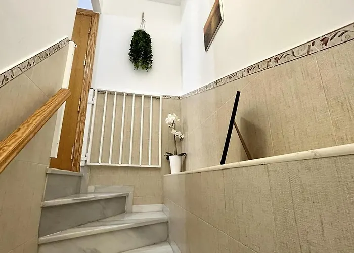 Lyrioshomes Hermoso Duplex Torremolinos Апартаменты *